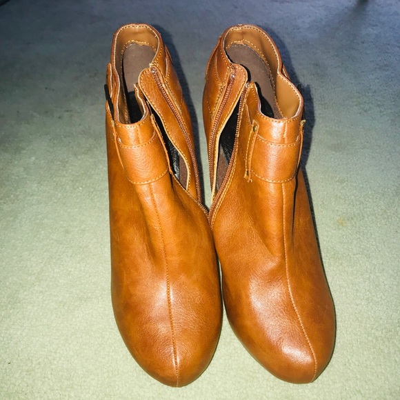 Booties - Picture 3 of 3